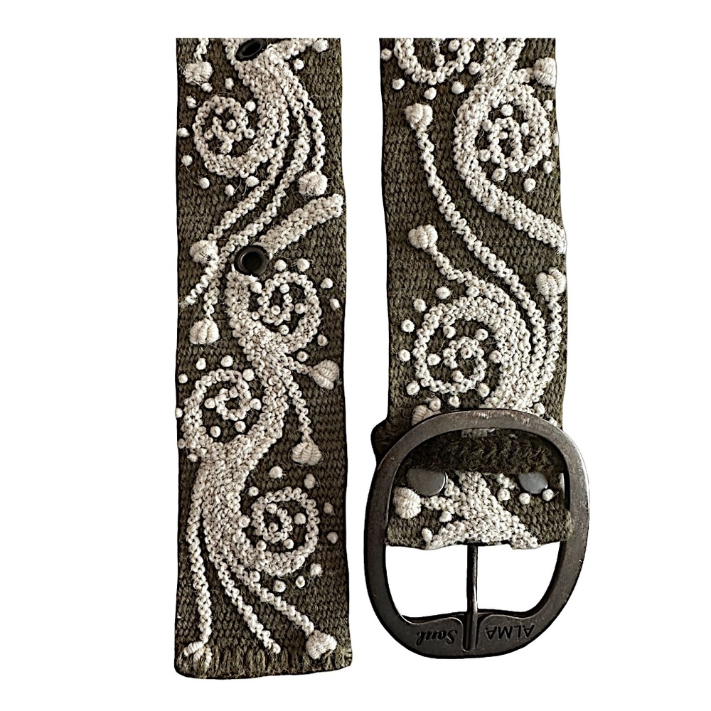 ALMA SOUL PERU Handmade Wool Belt Size XS Green Cream Embroidered Flowers